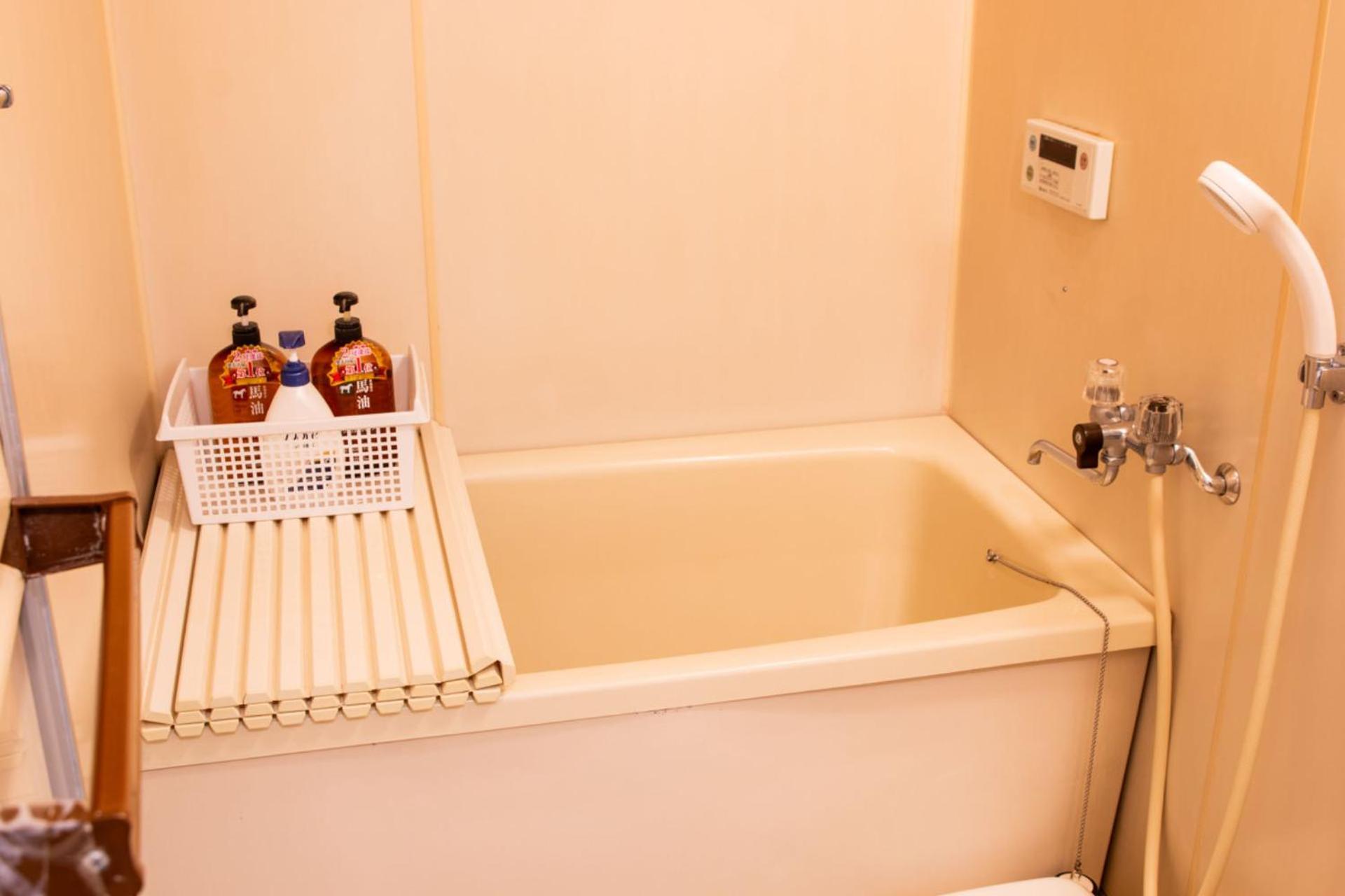 1 Minute To Yamanote Line, Ultimate Convenience. Apartamento *