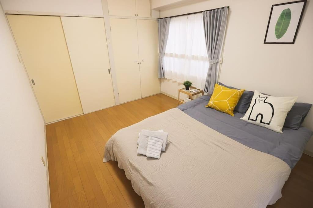 Apartamento 1 Minute To Yamanote Line, Ultimate Convenience.